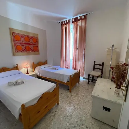 Domo Fiorita Apartamento Alghero